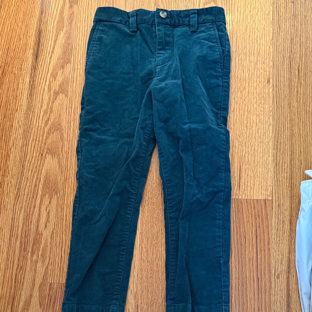 Vineyard Vines Forest Green corduroy pants
